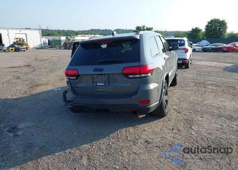 2020 Jeep Grand Cherokee Upland 4X4 z USA, uszkodzony, nr VIN 1C4RJFAG2LC125958